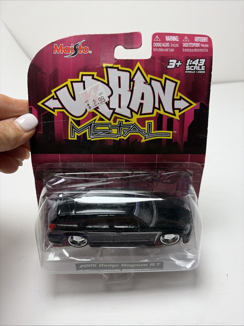 Maisto #25003 1:43 Urban Metal Die Cast 2005 Dodge Magnum R/T New Sealed